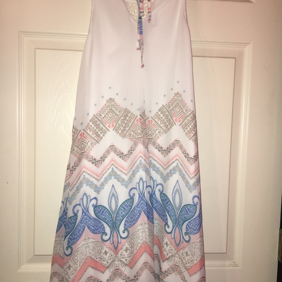 Colorful Tribal print and white dress size S - Picture 2 of 2